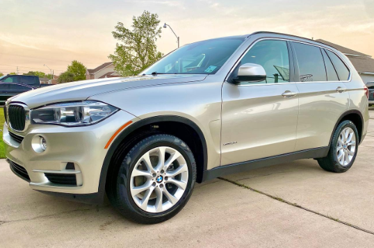 BMW X5 exterior detail